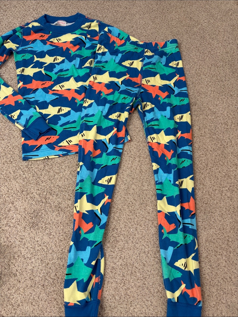 Hanna Andersson Shark PJ set, 10